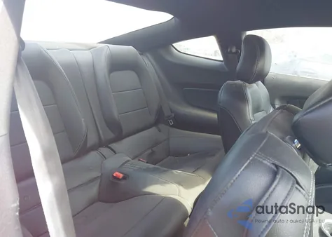 2020 Ford Mustang Ecoboost Premium Fastback z USA, uszkodzony, nr VIN 1FA6P8TH6L5126270